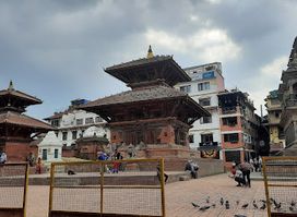 Char Narayan / Pyamha Narandya