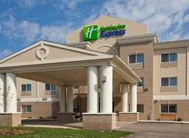 Holiday Inn Express Devils Lake, an IHG Hotel