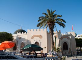 Place Farhat Hached