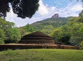 Kaludiya Pokuna Archaeological Site