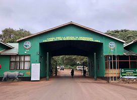 Meru Slopes Tours & Safaris