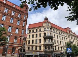 Linné Street
