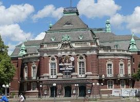 Johannes-Brahms-Platz