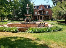 Royal Gorge Mansion