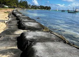 Belle Mare Beach