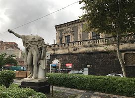 Statua di Ferdinando I di Borbone