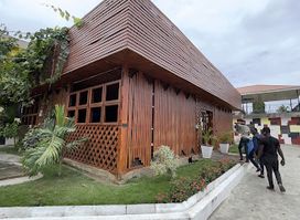 Dadi's Bar