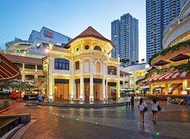 Gurney Paragon Mall