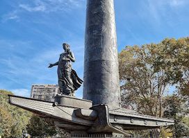 Monumento a la cordialidad Argentino - Uruguaya