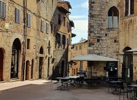 Tower and Casa Campatelli
