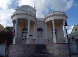 Font-Ubides House