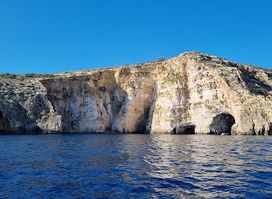 Blue Grotto place