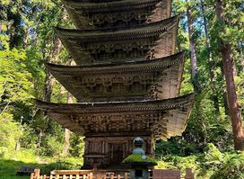 Hagurosan Gojunoto (Five Story Pagoda)