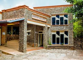 Kanyinya Hills Hotel
