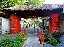 TROPICAL Mini Golf and restaurant