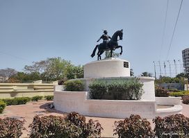 Race Course Garden