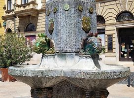Zsolnay Fountain