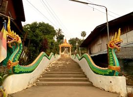 ວັດຈອມເຂົາມະນີຣັຕນ໌ wat jomkhao manylath