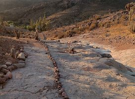 PARQUE ARQUEOLOGICO LAS TINAJAS