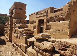 Temple of Thoth (Qasr El-Aguz)