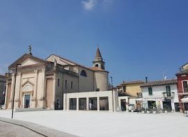 Piazza Ferdinando di Savoia