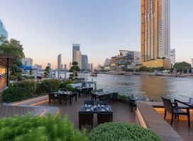 Royal Orchid Sheraton Hotel & Towers