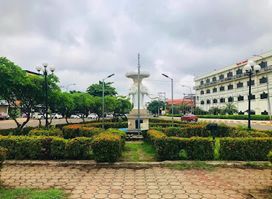 Three Head Elephant Statue
