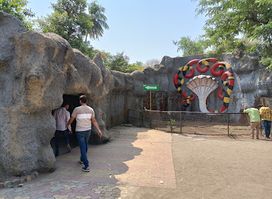 Siddharth Garden and Zoo