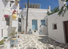Paros