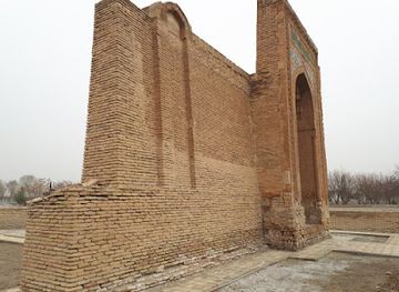uzbekistan/navoiy-region/landmark/mavzoley-chashmai-ayub