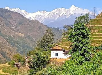 nepal/rolwaling-valley/landmark/khiji-tholedemba
