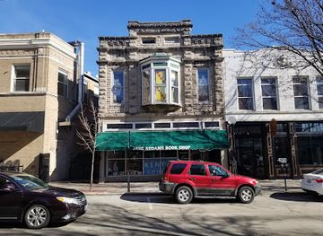 illinois/champaign/landmark/watson-s-shack-rail