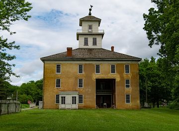 illinois/central-illinois/landmark/bishop-hill-state-historic-site