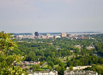 connecticut/greater-new-haven/landmark/judges-cave