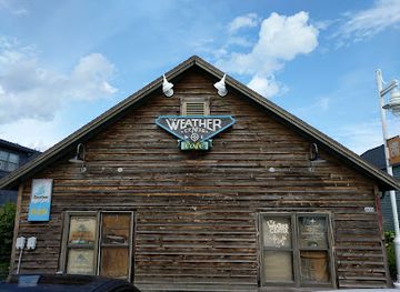 wisconsin/sheboygan/landmark/weather-center-cafe