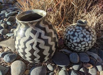 new-mexico/taos/landmark/las-comadres-women-s-gallery