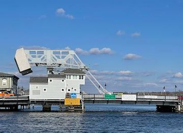 new-york/montauk/landmark/mystic-river-bascule-bridge