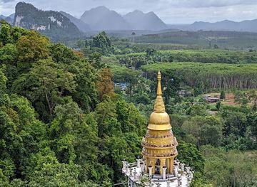 thailand/khao-sok-national-park/landmark/khao-na-nai-luang-dharma-park