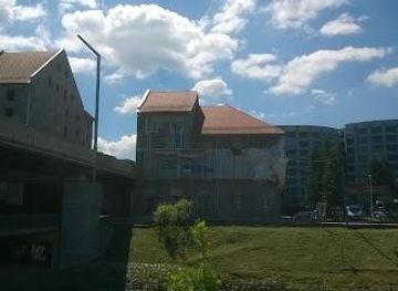 slovenia/skofja-loka/landmark/ambrozev-trg