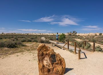 australia/mallee/landmark/the-walls-of-china