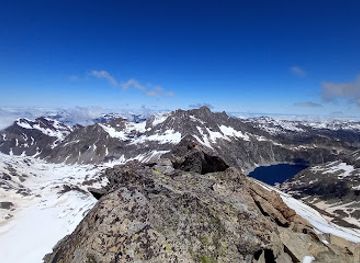 france/pyrenees/landmark/pic-long