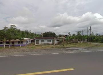 ecuador/southwest-coast/landmark/recinto-san-andres-1-luz-de-america