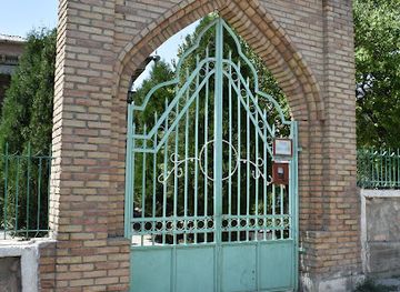 tajikistan/istaravshan/landmark/hauz-i-sangin-mosque