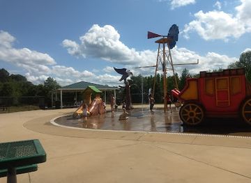 texas/longview/landmark/lear-park-jack-m-mann-splash-pad
