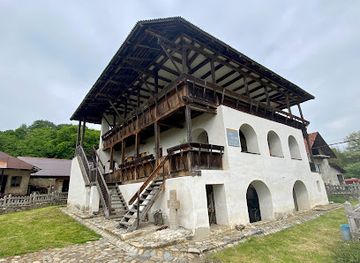 romania/gorj/landmark/cartienilor-cartiu-house