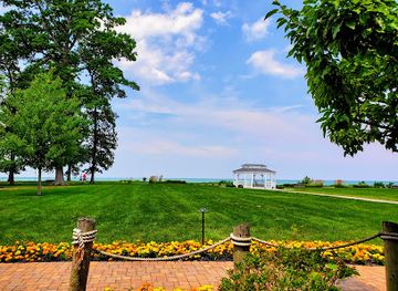 ohio/geneva-on-the-lake/landmark/geneva-state-park