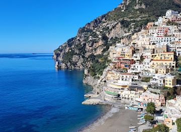 italy/positano/landmark/luxury-limo-positano