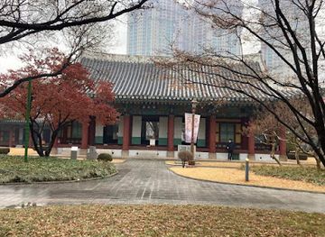 south-korea/daegu/landmark/daegu-seonhwadang