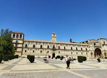 Monumento a Guzmán el Bueno