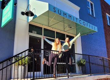 north-carolina/mooresville/landmark/summit-coffee-mooresville
